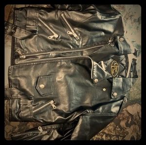 Boys size 7 faux leather jackson